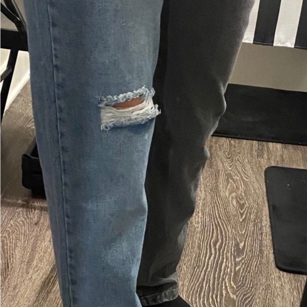 Jeans - Picture 12 of 12